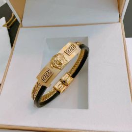 Picture of Versace Bracelet _SKUVersacebracelet06cly6216631